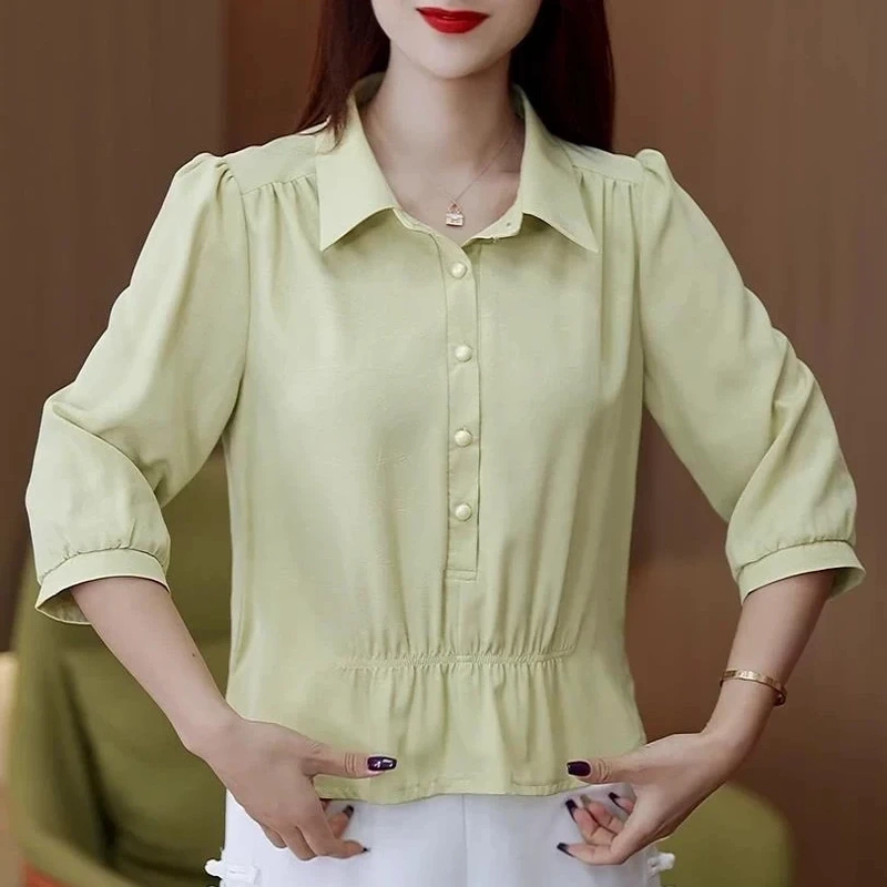 New Stylish Mid-Sleeve Shirt, Fashionable and Versatile, Age-Reducing Top, Solid Color Lapel Niche Shirt