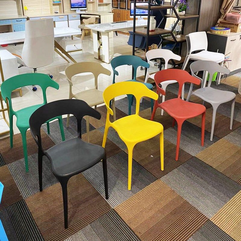 Cattle chair backnet red booktable bench chair household plastic lazy leisure and simply thicken Nordic chair