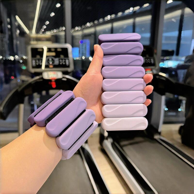 Weight-Bearing Wristbands for Arm Exercise Training and Fitness, Adjustable Silicone Weight-Bearing Wristbands for Yoga, Running and Swimming Weight-Bearing Wristbands for Arm Exercise Training and Fitness, Adjustable Silicone Weight-Bearing Wristbands for Yoga, Running and Swimming