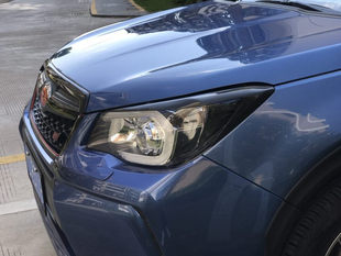 Subaru лес  grow версия углеродного волокна брови