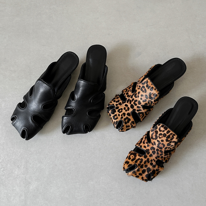 Old Money Style Mules for Women, Summer Outerwear, Fashionable Leopard Print Genuine Leather Kitten Heel Sandals, French High-End Closed-Toe Half Slippers