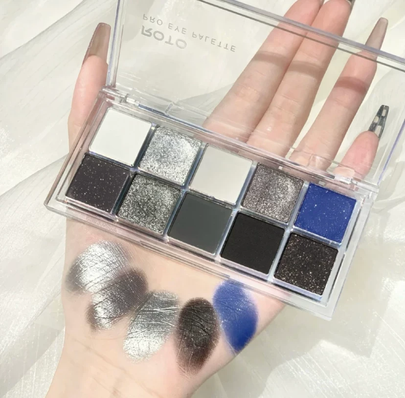 ROTO Smoky makeup light European and American style silver horn king eyeshadow palette black blue cool tone cement palette niche brand
