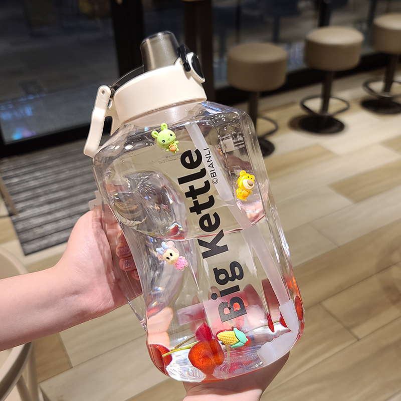 Summer sports fitness oversize water glass portable 2000ml large capacity straw cup ton Barrel Kettle Space Cup