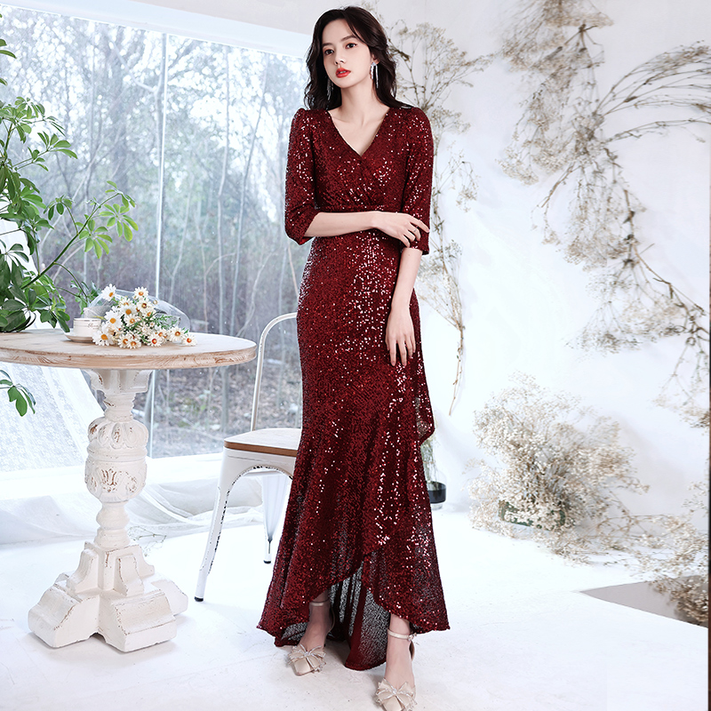 Evening dress, red elite long nail sequins, new collection, bright catchy style Evening dress, red elite long nail sequins, new collection, bright catchy style