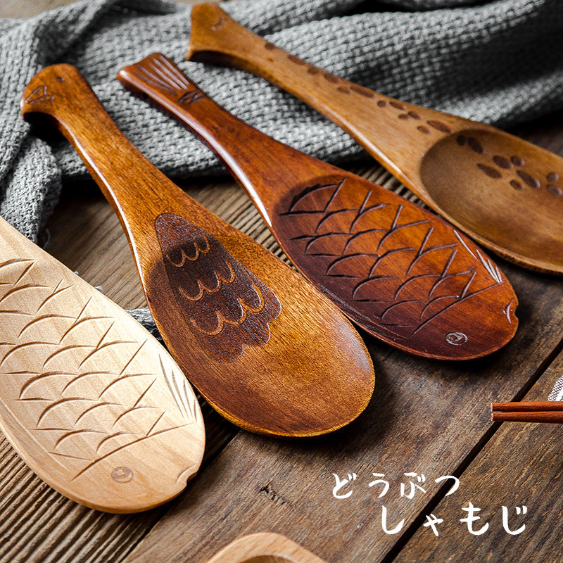 Cartoon small fish Japanese wooden rice spoon wooden rice spoon home meal creative solid wood rice spoon cute wood