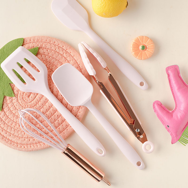 Small silicone Silicone Kitchen Five Sets Small Oven Baking Tools Mini Kitchenware Suit Dorm Resistant Children-Taobao