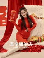 Платье, нарукавники, носки