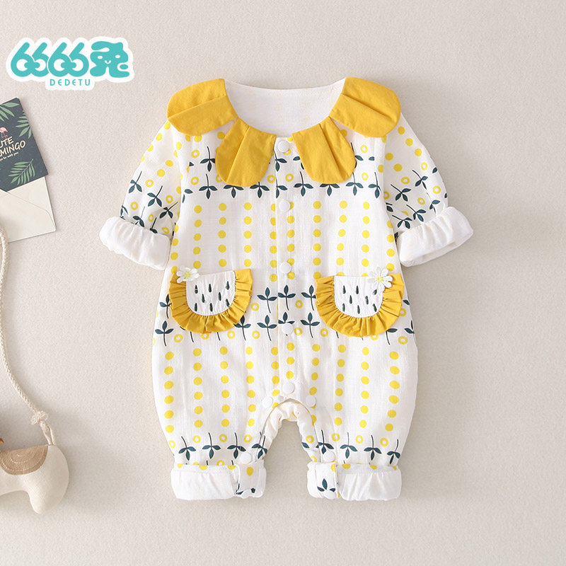 Baby spring clothes suit Long sleeves 3-6 month female baby out to climb to spring full moon Princess Lieven