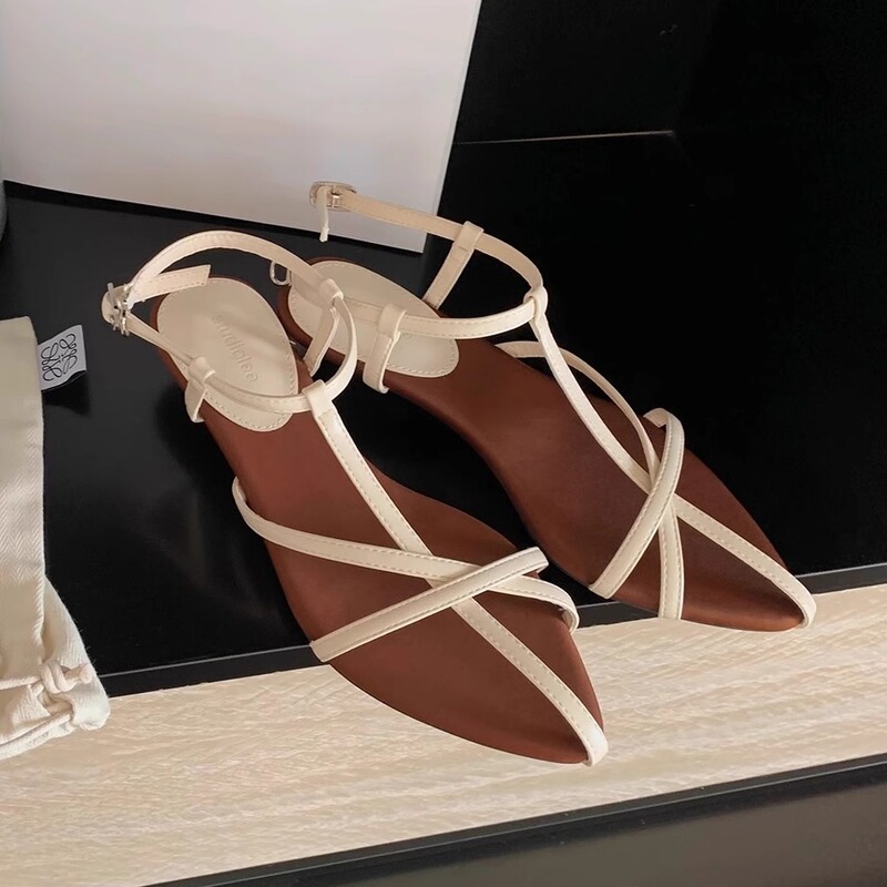 Sheepskin Version ~ French-Style Shallow Pointed Toe Cross-Strap Roman Sandals 2025 Summer New Versatile and Elegant