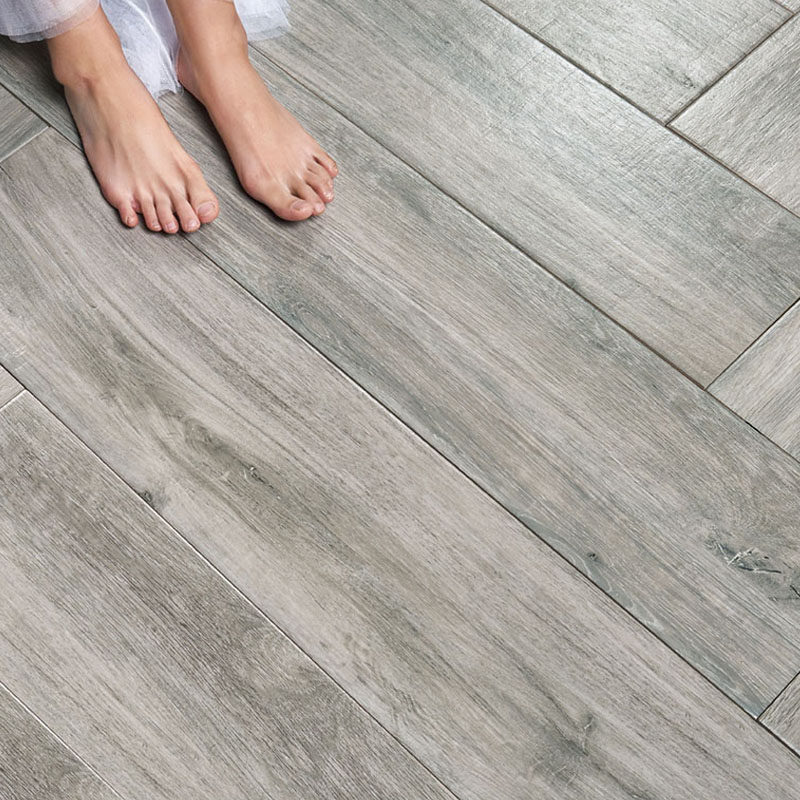 Straight side all-ceramic wood grain tiles imitation solid wood bedroom indoor floor tiles non-slip floor tiles living room tiles 200x1000