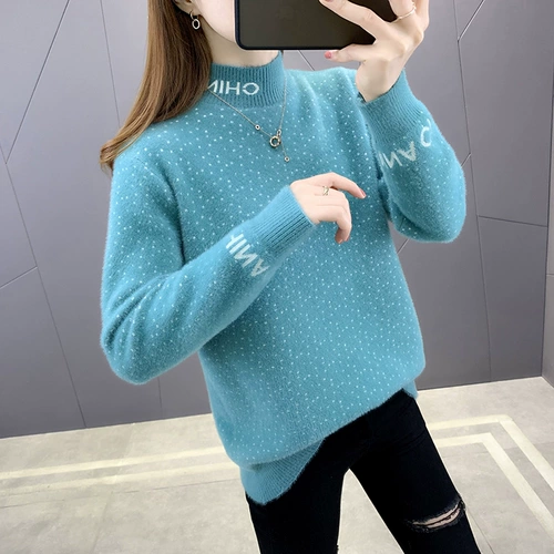 Трикотажный приятный телу зимний бархатный утепленный свитер, в корейском стиле, свободный крой