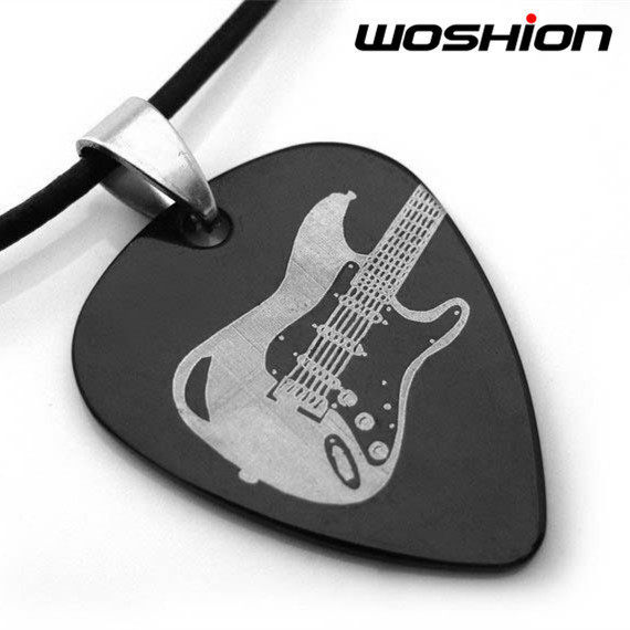Personality Metal Punk Rock Guitar Pick Necklace Electric Guitar Electric Bass Pattern
