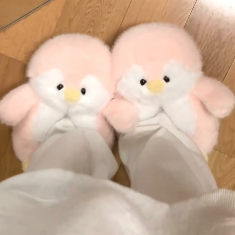 Penguin Plush Slippers for Women, Cotton-Covered Heel, Non-Slip Soft Sole, Winter Home Shoes, Cartoon Cute and Creative Slippers Penguin Plush Slippers for Women, Cotton-Covered Heel, Non-Slip Soft Sole, Winter Home Shoes, Cartoon Cute and Creative Slippers