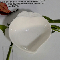 Creative snacks saucer peach heart shape dessert dish breakfast dish Japanese tableware soy sauce seasoning dish ceramic bone dish small