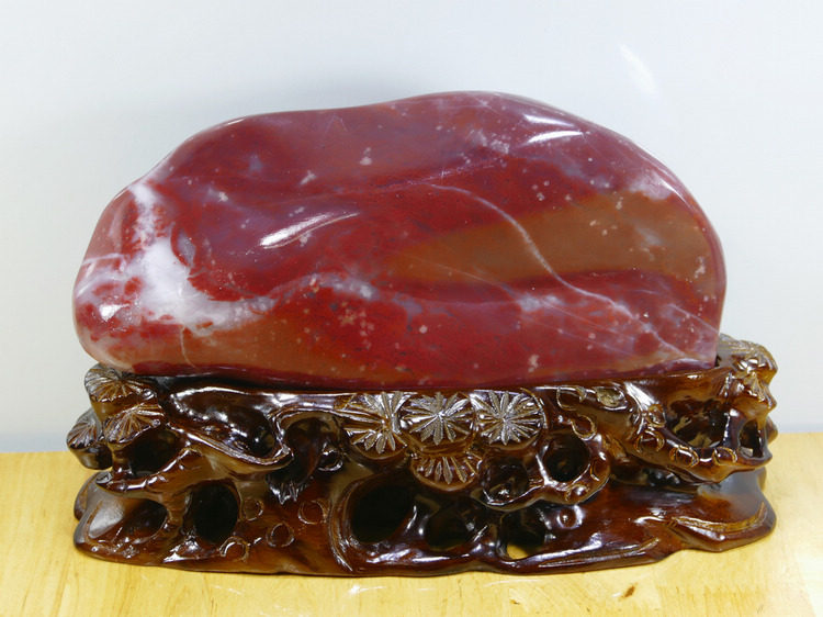 Natural Guilin Chicken blood jade flat wild big red robe jade material polished swing piece collection Feng Shui Jiao