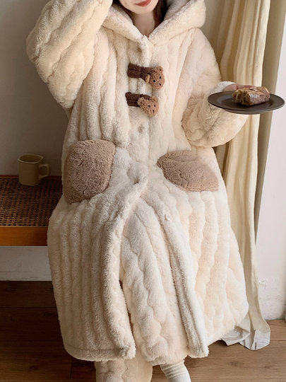 Three-Layer Quilted New Bear-Themed Women's Nightgown, Autumn and Winter Fleece-Lined Thickened Coral Fleece Pajama Set, Loungewear