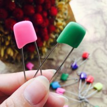 Trousers pin safety pin fixed clothes buckle fast skirt girl student trouser waist cardigan convenient