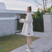 Beige windbreaker womens medium length 2021 popular new small man temperament British style early spring and autumn short coat