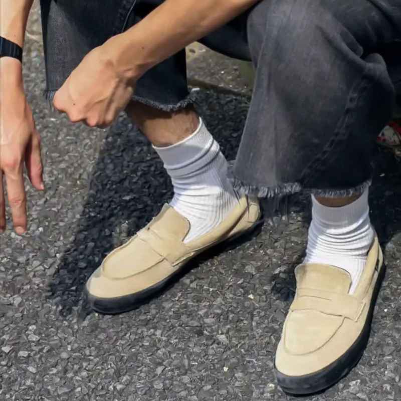 Men's and Women's Loafers, Skate Shoes, Comfortable and Versatile Slip-On Shoes, Old Money Style Casual Skateboard Shoes