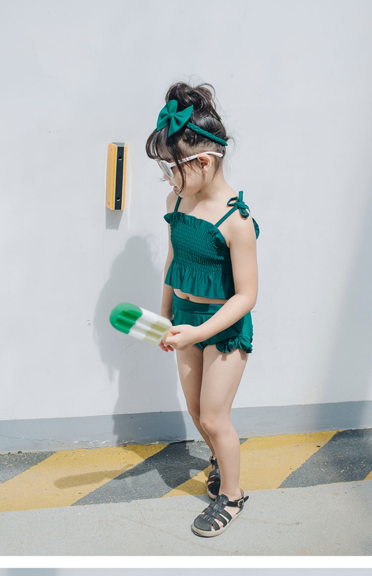 Đồ bơi trẻ em Hàn Quốc mới chia bé gái nhỏ Công chúa lớn Đồ bơi cho bé gái mùa xuân ao boi tre em