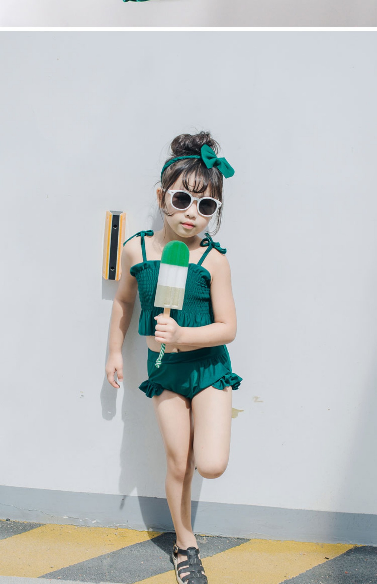 Đồ bơi trẻ em Hàn Quốc mới chia bé gái nhỏ Công chúa lớn Đồ bơi cho bé gái mùa xuân ao boi tre em