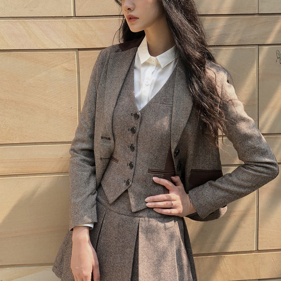 Vest 2023 new women's spring and autumn British retro college style original slim suit suit vest for women