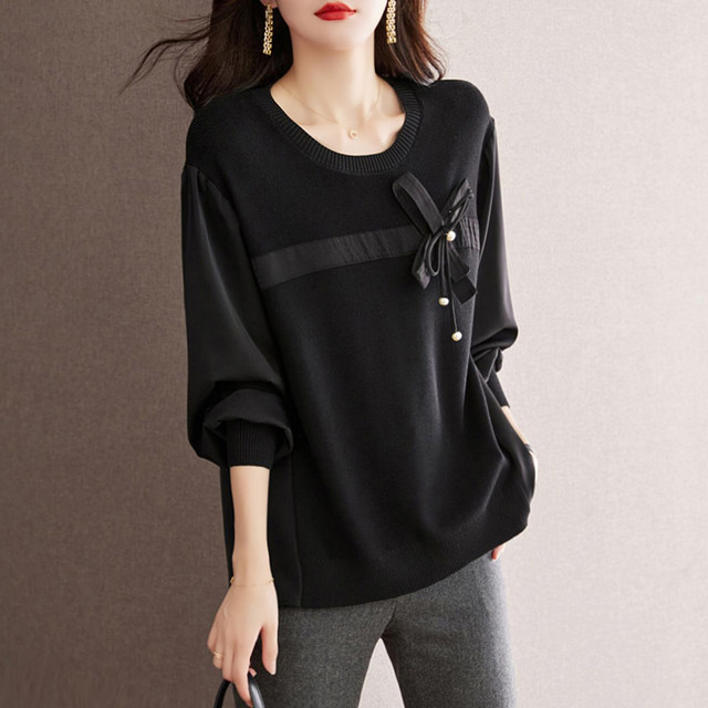 Autumn 2022 new early autumn foreign style long-sleeved t-shirt women's popular small shirt beautiful niche design loose top