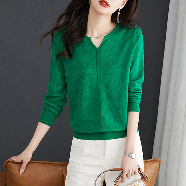 Autumn 2022 new French temperament unique small top short long-sleeved ladies knitted bottoming shirt