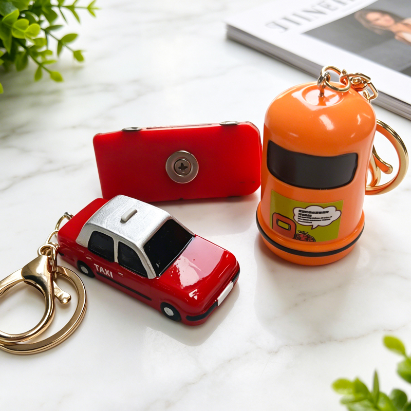 Hong Kong Red Taxi Orange Trash Can Keychain Hong Kong-Style Nostalgic Cultural and Creative Pendant Travel Souvenir Gift Hong Kong Red Taxi Orange Trash Can Keychain Hong Kong-Style Nostalgic Cultural and Creative Pendant Travel Souvenir Gift