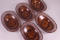 Japans Kyoto bronze master Heian Tongzhengs hand-woven brass braided blue tire tea saucer leaks and is punched out with empty hands. Tea boat coaster