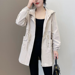 Early spring windbreaker Spring Spring and Autumn New Spring and Autumn New Leisure Loose Korean tops Small Permanent Holding Cardigan