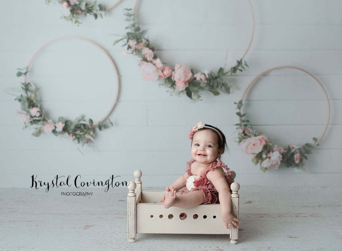 The new baby 2020 new 100 days photographic wooden props for newborn photography and photography props are white