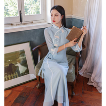 Cheongsam 2021 new fresh retro modified girl Summer young Chinese style embroidery slim dress female