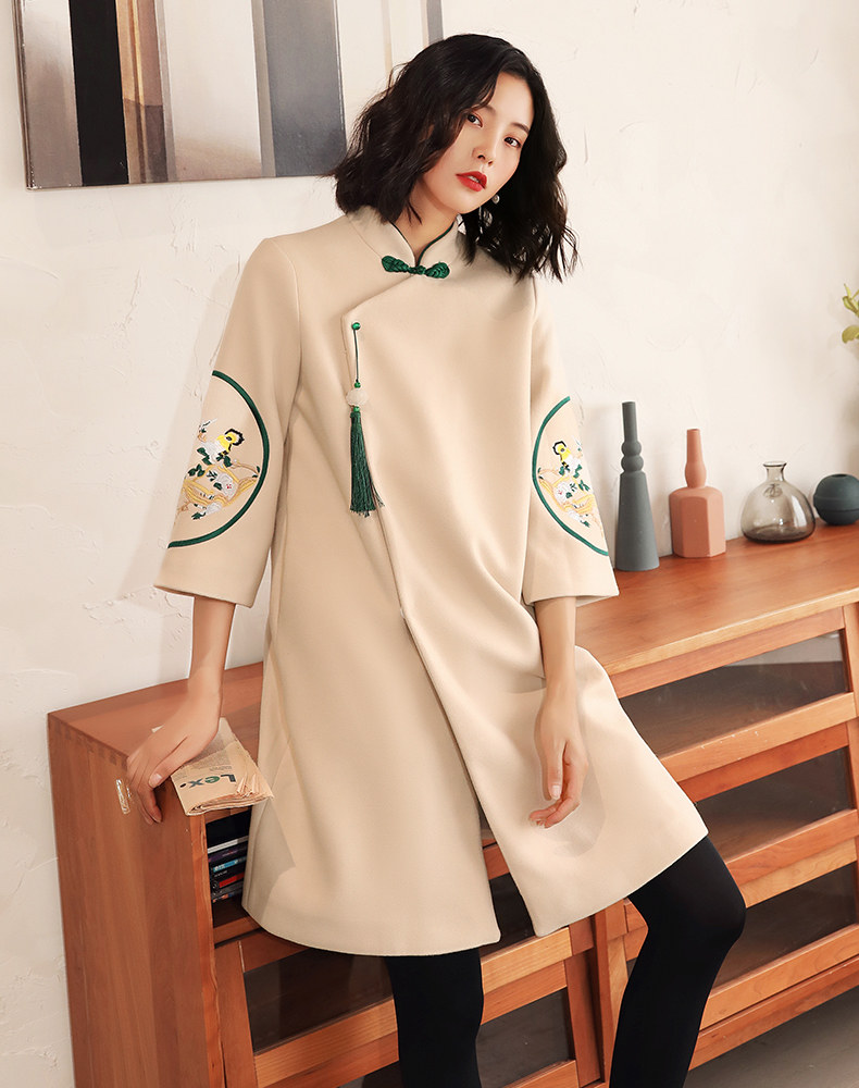Cheongsam Chinese style Tang style wool coat coat 2021 Autumn and Winter Hanfu female modified retro Republic of China wind coat female