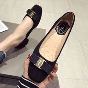 phụ nữ triều giày 2020 mới của Hàn Quốc phiên bản của 100-nơ gắn trên mũi thấp gót vuông đầu phụ nữ độc thân-giày nông miệng thô gót giày đậu phụ nữ