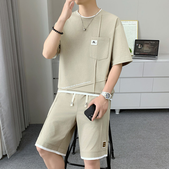 Ice Silk Cool Short-Sleeved Suit for Men, Summer Quarter-Sleeve T-Shirt, Loose Casual Sports Outfit for Teenagers, Complete Set of Clothes