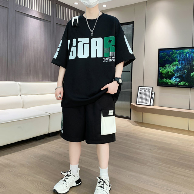 Ice Silk Short-Sleeved Shorts Set for Men in Summer, Spliced Loose T-Shirt for Men, Paired with a Complete Set of Casual Sportswear