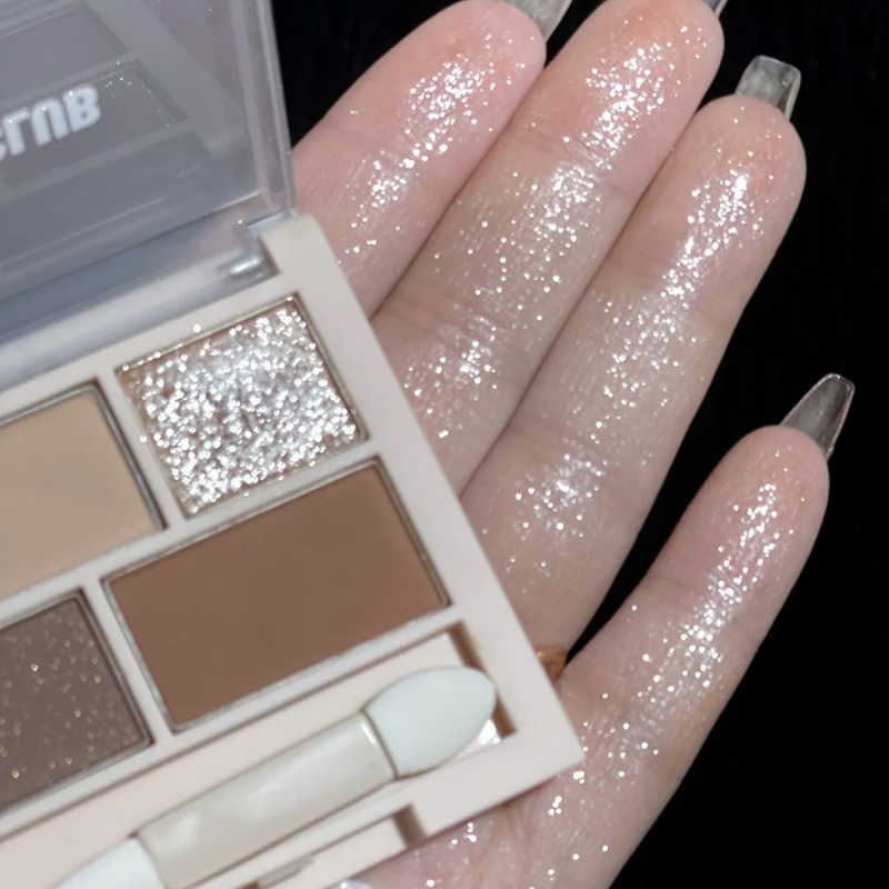 Cisfunnny four-color eye shadow disc 01 06 light Yan oolong sequin matt earth color woman face eye modification