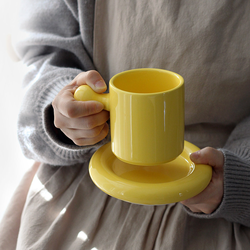 Cute egg shaped coffee cup dish dessert cake dish macaron mug breakfast milk cup office water cup