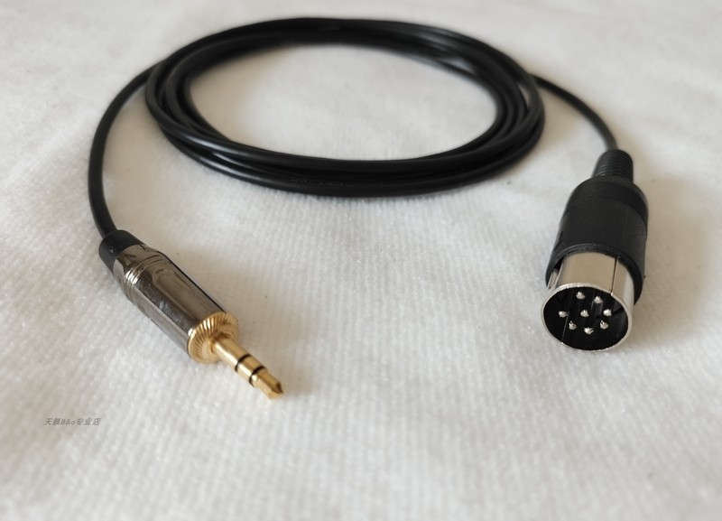 B&O Audio Cable 8-Pin to Aux Powerlink to Mobile Phone Plug 3.5mm B&O Player Connected to Speaker Cable