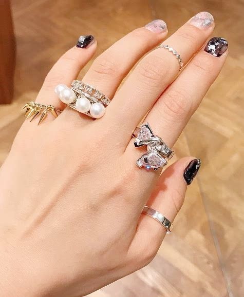 Japan E M 925 Silver Two Zircon Stone Personality Exaggerated Ring