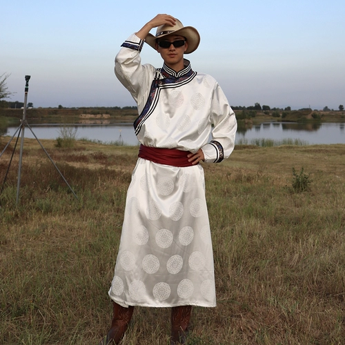 Мужская монгольская одежда с национальными характеристиками Красивая весна и осенний стиль ежедневная производительность мужская одежда длинная тибетская одежда