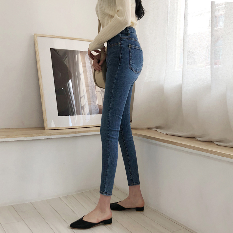 High waist jeans woman 2020 Autumn fit with blue display slim display high blue 90% Korean version tight with narrow tube pants