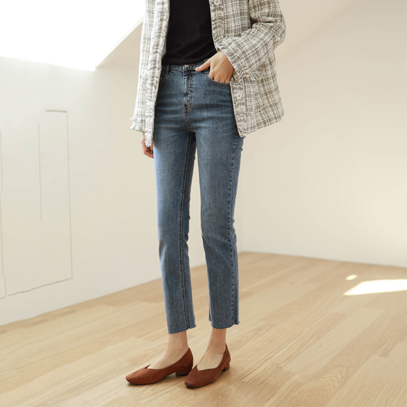 Straight jeans women's 2019 new net red high-waisted Hyuna Korean version of the hundred-point student eight points loose and thin nine points