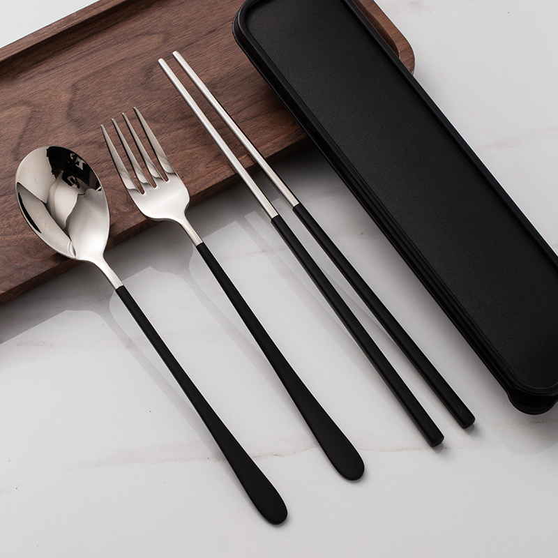 Japanese stainless steel chopsticks spoon package in the wind class student portable cute tableware three pieces