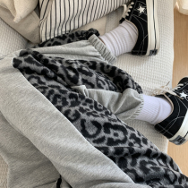 Fat sister mm size winter clothes New 2021 womens loose high waist plus velvet bunched feet pants children thin tide