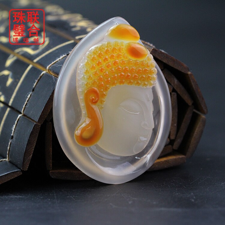 Natural horse ice ice type jade myelon, the head of Buddha Master carved a branded necklace pendant 520 gift