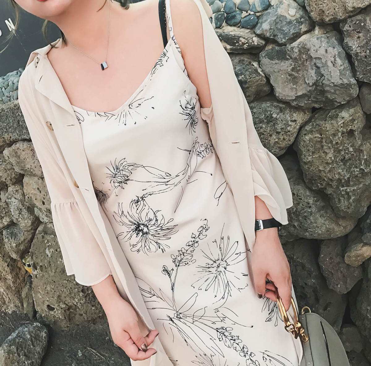 晶咕定制直筒宽松V领碎花吊带裙打底背心连衣裙女夏韩版chic裙子