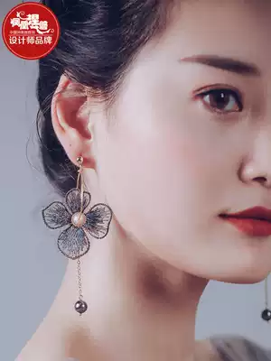 Phoenix Nirvana Morandi color ear needle for round face tassel earrings ethnic style retro face thin earrings