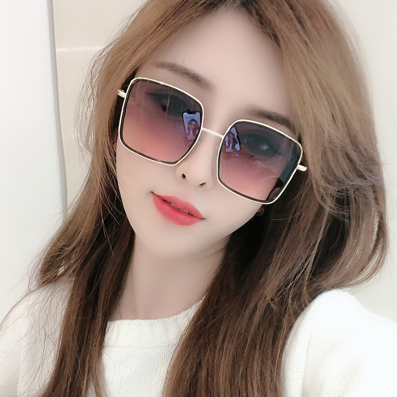 Sunglasses Women's Summer Star Stars Glasses 2022 New Box Sunglasses Lady Round Face Korean Version Tide Retro Online Red-Taobao